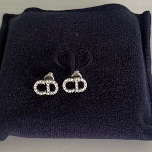 Dior CD stud earrings